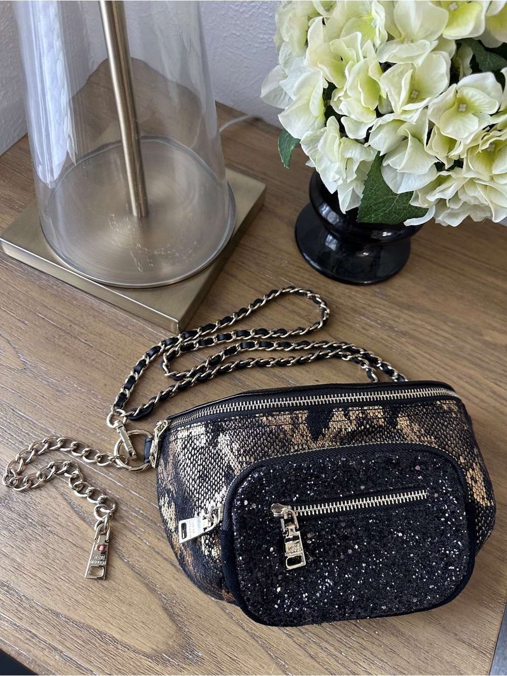 Steve Madden Black & Gold Glitter Crossbody Bag - Picture 2 of 12